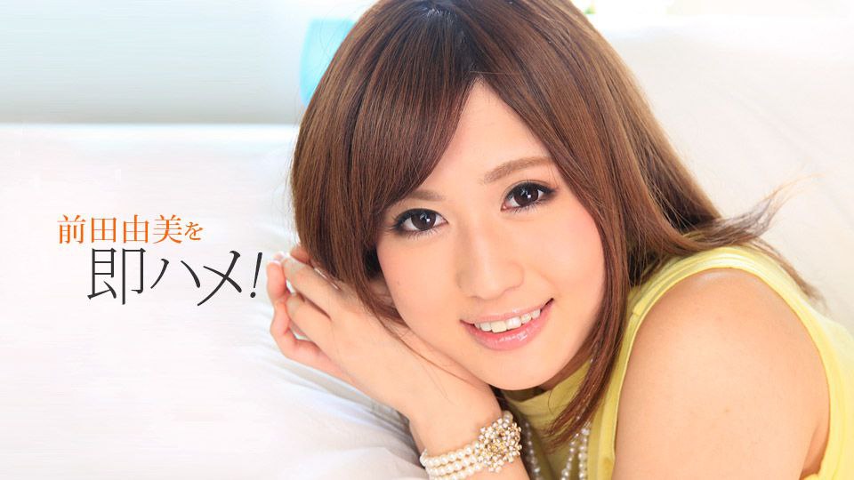 黑丝露脸情趣娇嫩的小妹子被纹身大哥在床上无情蹂躏，淫声荡语听指挥各种调教，多体位蹂躏抽插骚逼特写展示